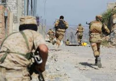 الحوثيون يقصفون المستشفى العسكري بتعز 