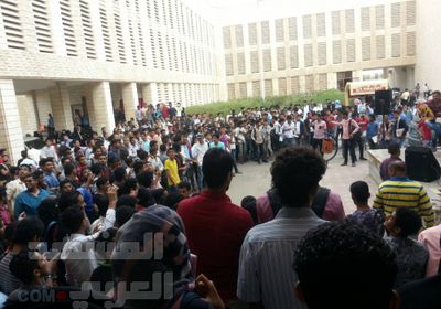 آفاق الثقافية تدشن أول مكتبة استعارة مجانية في حرم جامعة عدن 
