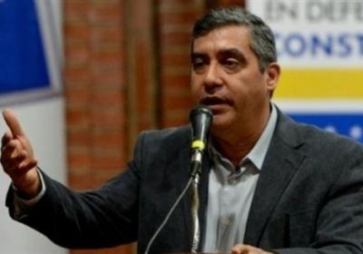 فنزويلا: اعتقال وزير سابق بتهمة التآمر على الجيش