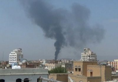 مقاتلات التحالف تقصف مطار صنعاء وقاعدة الديلمى الجوية 