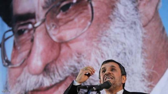 أحمدي نجاد وخامنئي.. النار تحت الرماد