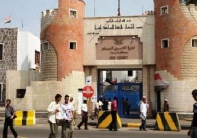 مدير أمن عدن يوجه بضبط متهمين بقضية قتل شاب محطة البادري 