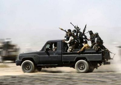 قوات التحالف تدمر زورقين مفخخين لميليشيات الحوثي 