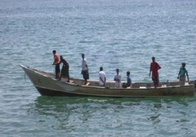 البحرية الارتيرية تعتقل صيادين يمنيين في سواحل المخا