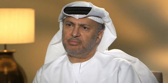 الوزير الاماراتي قرقاش يعلق على الهجوم الصاروخي الحوثي تجاه الرياض