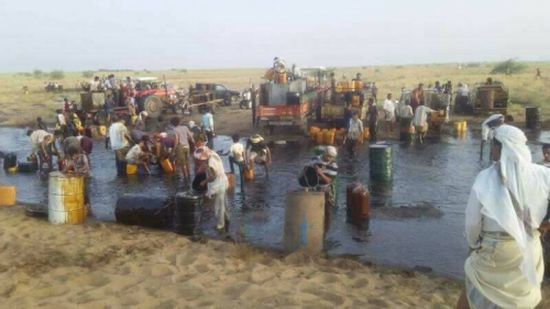 وزارة النفط تحذر: تعامل الحوثيين مع النفط الخام كارثة بيئية على الأرض والإنسان (صورة)