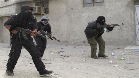 إصابة إمام وخطيب جامع الرويشان في عدن برصاص مسلحين مجهولين