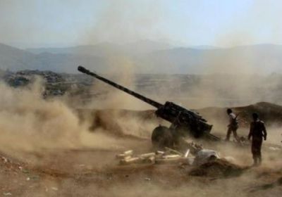 البيضاء : قصف جوي ومدفعي يستهدف مواقع وتعزيزات للمليشيا في الملاجم