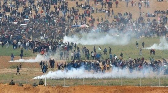 غزة: 12 شهيداً و1200 جريح في مسيرة العودة