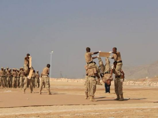 صور.. استعدادات ضخمة تشهدها المنطقة العسكرية الثانية للاحتفال بذكرى تحرير حضرموت
