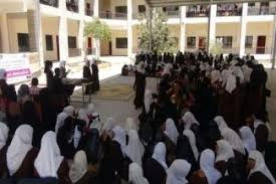 استهداف حرم مدرسة للبنات بدار سعد بعدن بقنبلة يدوية