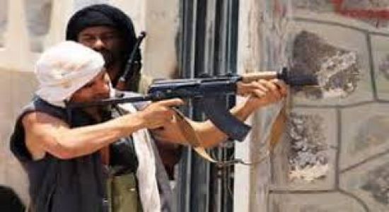 عاجل : قتلى في اشتباكات مسلحة وسط العاصمة اليمنية صنعاء