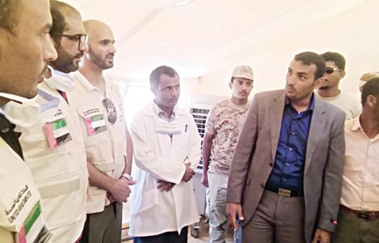 "الهلال الأحمر الإماراتي" تدشن مخيماً طبياً في سقطرى لتخفيف عناء التنقل على المواطنين