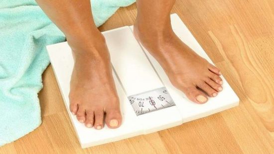 الكشف عن علاقة بين الوزن وطول العمر