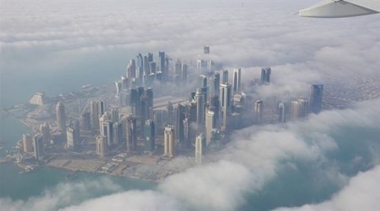 شبه جزيرة قطر تغرق بالديون