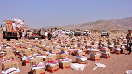الهلال الأحمر الإماراتي يسيِّر قافلة مساعدات إلى كرش بلحج