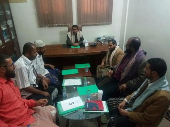 معلمون يمنيون يعترفون: الحوثيون أخضعونا لدورات طائفية