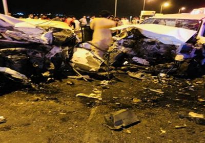 وفاة 3 يمنيين وسعودي بحادث تصادم مروع في مكة