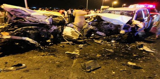 وفاة 3 يمنيين وسعودي بحادث تصادم مروع في مكة
