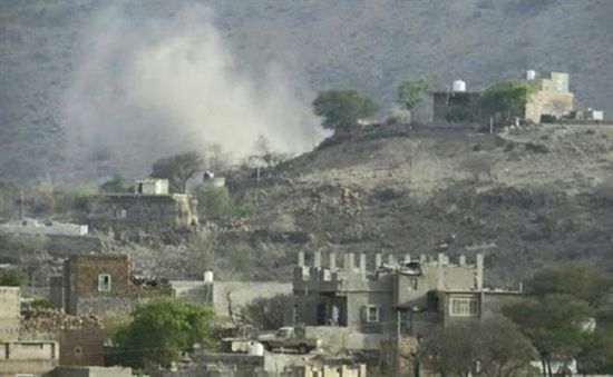 مليشيات الحوثي تقصف منطقة " حجلان " في مريس بالأسلحة الثقيلة