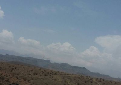المقاومة والحزام يفرضان حصارا محكما على ميليشيات الحوثي في جبل القاهر في الراهدة 