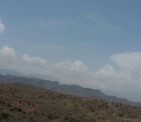 المقاومة والحزام يفرضان حصارا محكما على ميليشيات الحوثي في جبل القاهر في الراهدة 