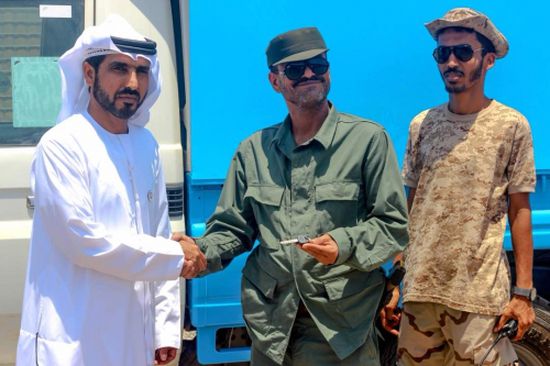 شرطة عدن تستلم سيارات جديدة من دولة الإمارات