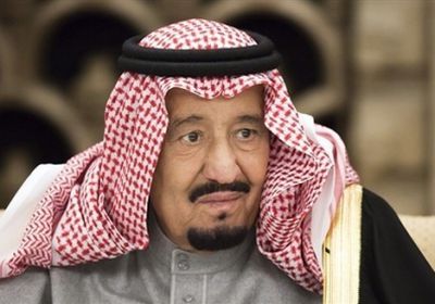 مسؤول سعودي: الملك سلمان لم يكن بالقصر وقت إسقاط الطائرة اللاسلكية