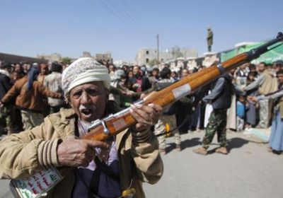 مليشيا الحوثي توزع أموالا على المشايخ وتفرض على خطباء المساجد التحشيد ( وثيقة )