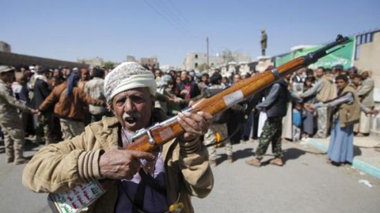 مليشيا الحوثي توزع أموالا على المشايخ وتفرض على خطباء المساجد التحشيد ( وثيقة )