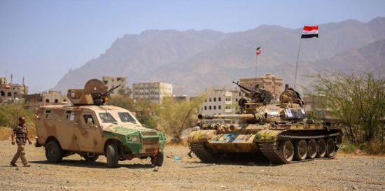 الجيش اليمني يحرر جبلينِ خلال تقدمه بمحور الشريجة