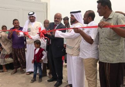 الهلال الأحمر الإماراتي يفتتح المركز الصحي لمديرية الخوخة