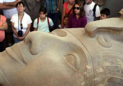 قبرص تعيد 14 قطعة أثرية فرعونية إلى مصر