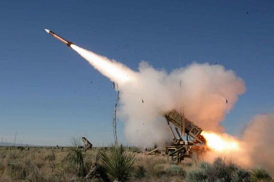 عاجل : التحالف يعلن اعتراض وتدمير صاروخين باليستيين أطلقهما الحوثي تجاه نجران