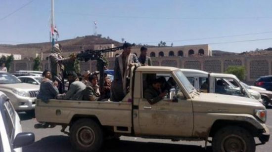  الحوثيون ينهبون معدات المستشفى العسكري والمستشفيات الحكومية
