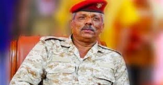 محافظ لحج يشيد بالدعم الإنساني للهلال الأحمر الإماراتي في المحافظة