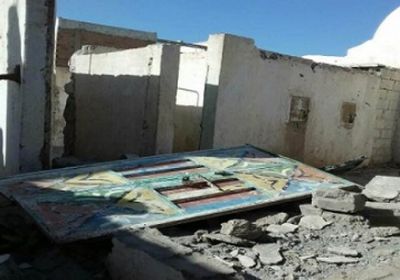 جرحى مدنيين بينهم اطفال جراء قصف مليشيات الحوثي  علی الأحياء السكنية في مدينة حيس 