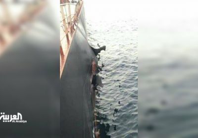 التحالف يشتبه بسفينة بضائع تركية متجهة إلى الحديدة وقع داخلها انفجار