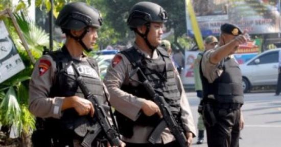 مقتل شرطي وأربعة مسلحين في هجوم على مركز للشرطة في إندونيسيا