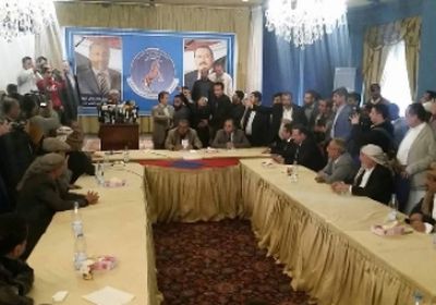أعضاء حزب المؤتمر بصنعاء يجمدون مشاركتهم في حكومة الحوثيين‎