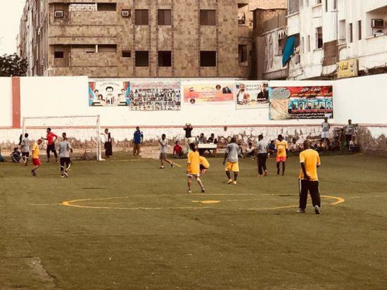 دائرة الشباب و الطلاب في الانتقالي تدشن بطولة كرة قدم رمضانية في العاصمة عدن 