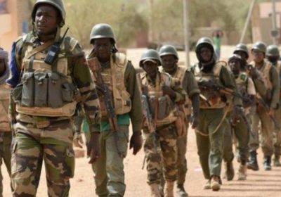 مالي: مقتل 12 مدنياً في ظروف غامضة إثر هجوم استهدف الجيش