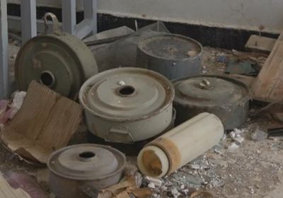 مصدر عسكري: الحوثيون يعملون على إفشال عودة النازحين في تعز بزراعة الألغام والعبوات الناسفة في المناطق السكنية