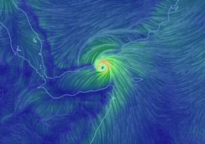 شبح الإعصار يعود مجدداً ليهدد عدن وحضرموت وبقية سواحل اليمن والخليج
