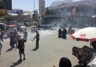 ‎اغتيال جندي واصابة محافظ حكومة الأطفال في تعز 