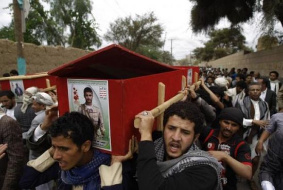 وصول عشرات الجثث لمليشيا الحوثي إلى مدينة حجة  قادمة من مواقع المواجهات شمال المحافظة