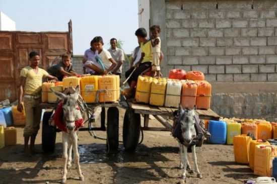 مليشيا الحوثي تفجر الخزانات التجميعية لمشروع المياه الوحيد في مديرية "حيس" بالحديدة