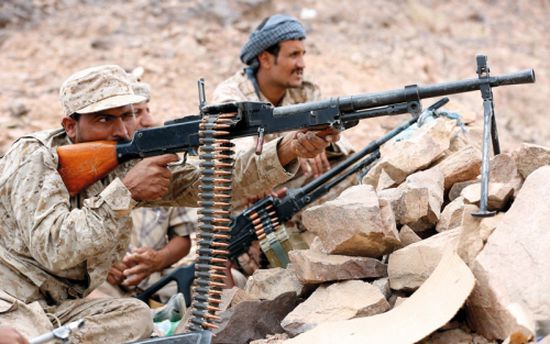 الجيش اليمني يحرّر 4 مواقع في حرض.. ويتقدم في باقم