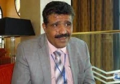 برلماني  يغادر صنعاء عقب 6 أشهر من الإقامة الجبرية