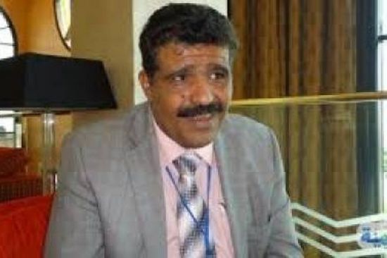 برلماني  يغادر صنعاء عقب 6 أشهر من الإقامة الجبرية